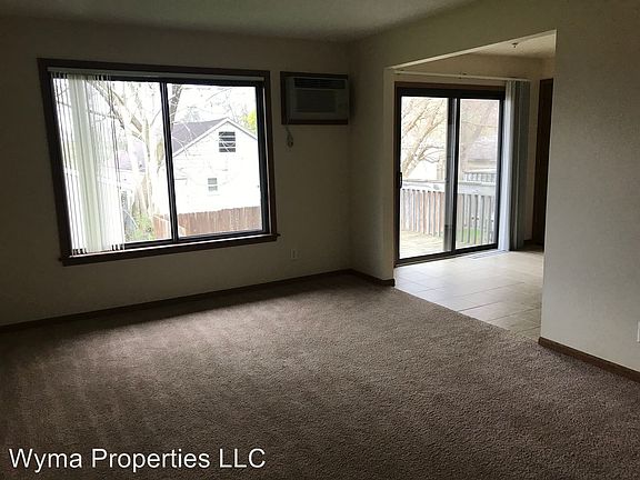5th image of 2906 Earle Ave SW APT 3