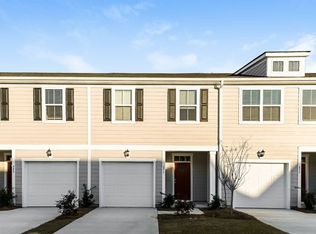 651 Trotters Ln, Moncks Corner, SC 29461