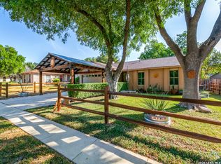 13318 LARKBROOK ST, San Antonio, TX 78233