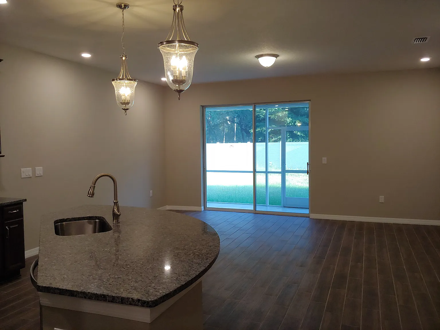 2865 Grand Kemerton Pl — Photo 2