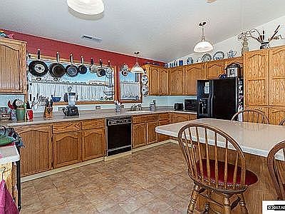 4th image of 2693 Becky Ave