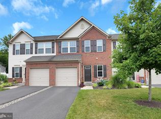 10 Ventana Ct, Hamilton, NJ 08619