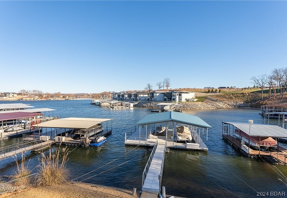 1st image of 52 Crisse Dr