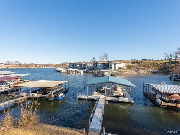 52 Crisse Dr, Sunrise Beach, MO 65079