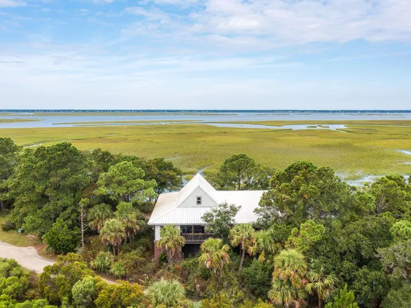226 Old House Ln, Dewees Island, SC 29451
