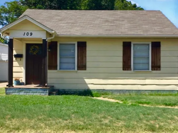 109 Hall St, Whitesboro, TX 76273