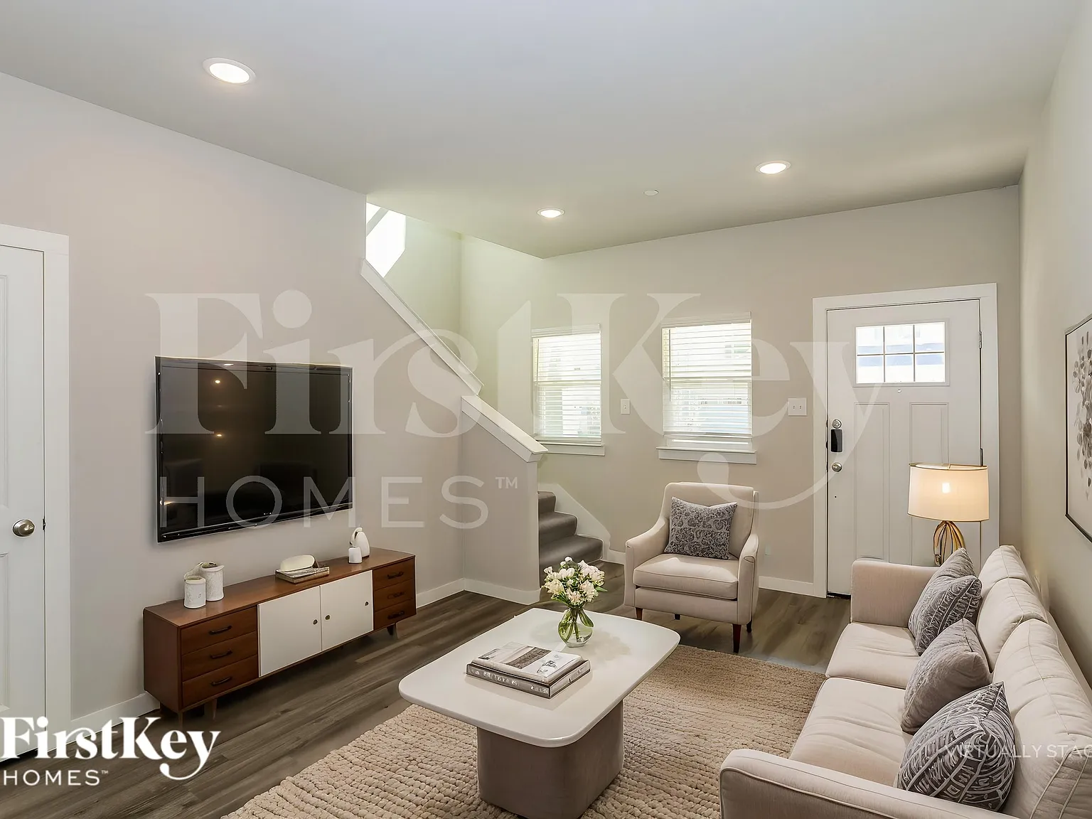 4 bed, 2.5 bath, 2056 sqft, $2,865 — Photo 3