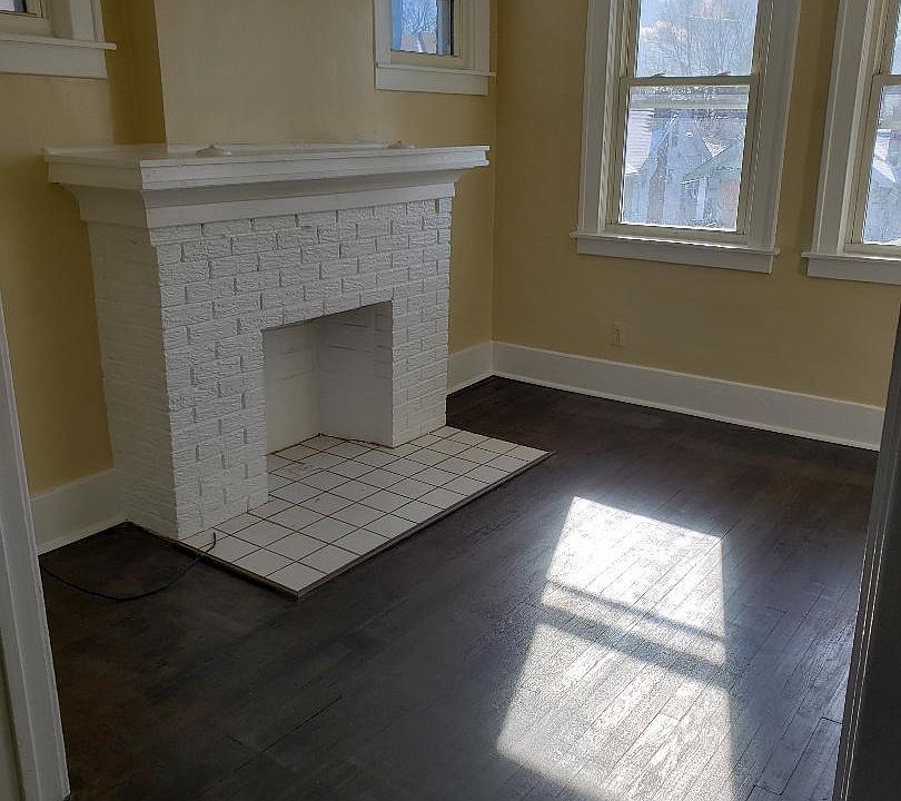 1st image of 2512 Glendale St