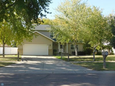 3435 22nd St S, Fargo, ND, 58104