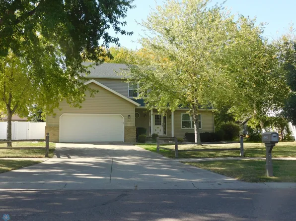 3435 22nd St S, Fargo, ND 58104