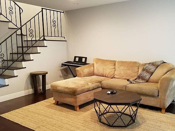 2nd image of 650 E Nutwood St APT 2
