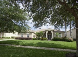9785 Pineola Dr, Orlando, FL 32836