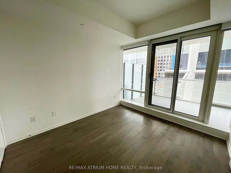 1 Bloor St E #1809 — Photo 18