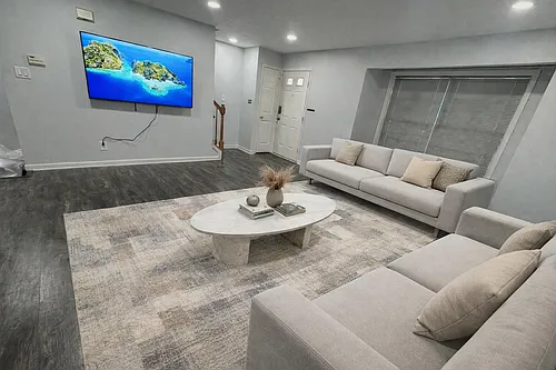 203 Regina Ln Photo 1