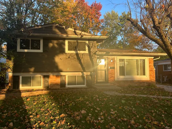 1210 Kenilworth Pl, Clawson, MI 48017