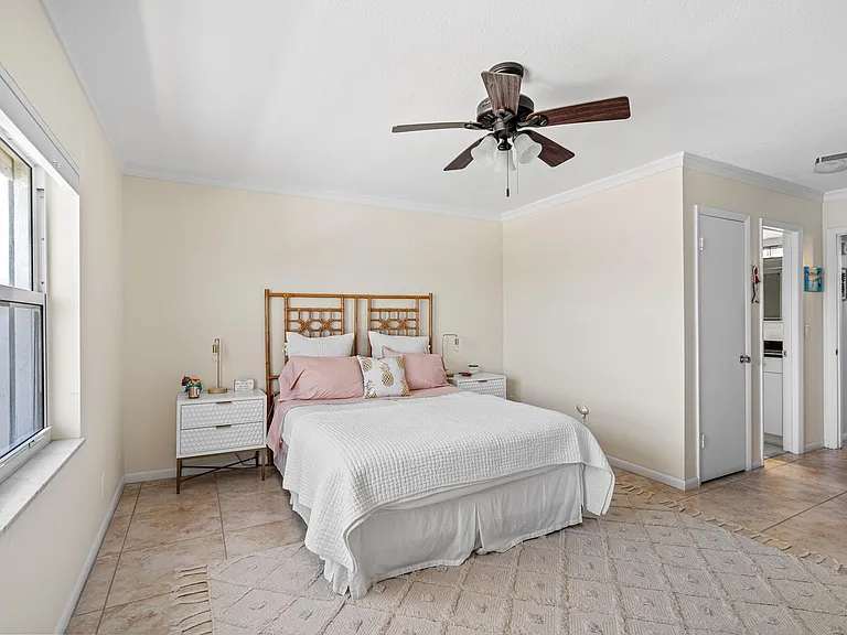 231 E Lantana Rd #203 — Photo 17
