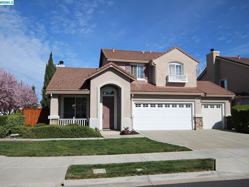 1st image of 919 Yardley Pl