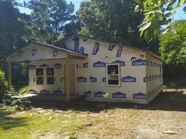 22 Center St, York, SC 29745