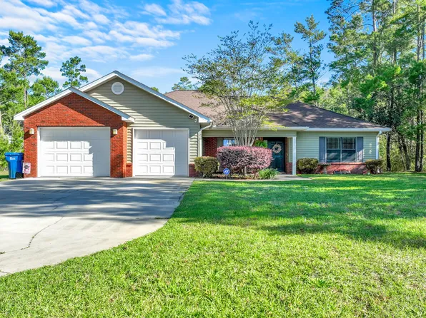 1714 Oakcrest Dr, Southport, FL 32409