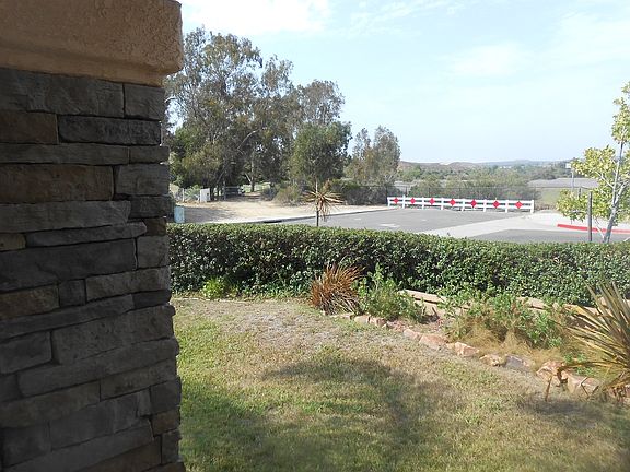 4th image of 4595 Coronado Dr