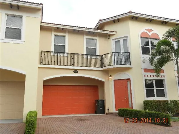 1865 Highland Groves Dr, Delray Beach, FL 33445