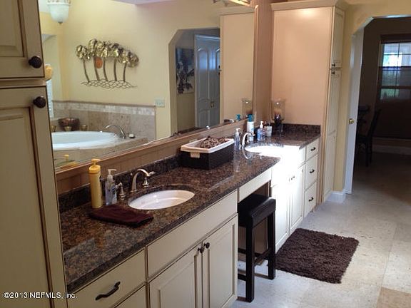 5th image of 5631 Dianthus St