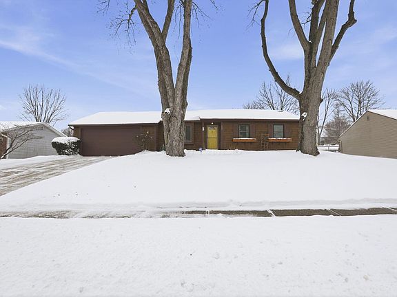 2nd image of 602 Deanna Stroll Rd