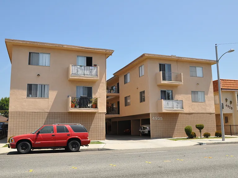 Pinnacle Rosewood, LLC — Photo 1