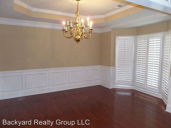 3rd image of 2960 Nestle Creek Dr