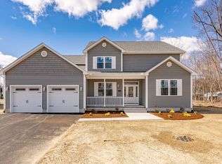 74 Crystal Brook Dr, Springfield, MA 01118