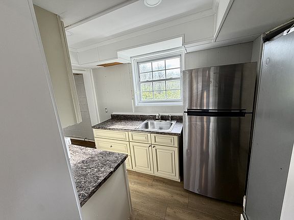 5th image of 3321 Kentucky Ave #1247