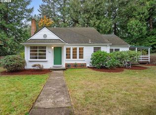 7865 SW Walnut Ln, Portland, OR 97225