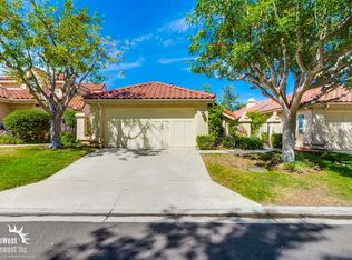 2565 Holly Valley Dr, Vista, CA 92084