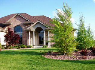 6027 Deerfield Rd, Racine, WI 53406