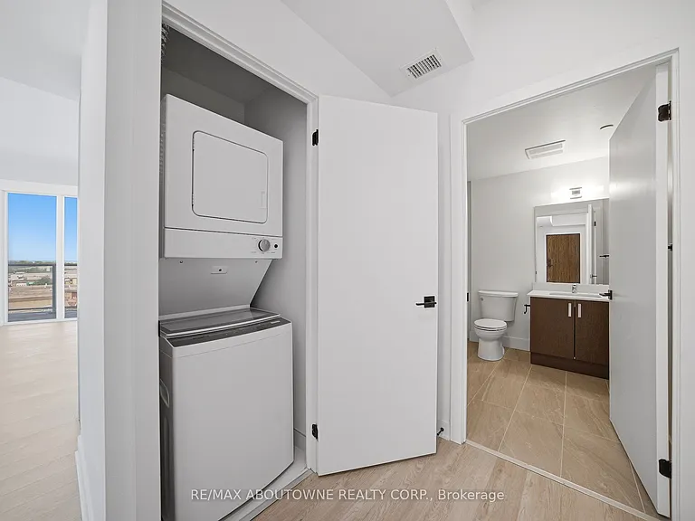 2782 Barton St E #516 — Photo 7