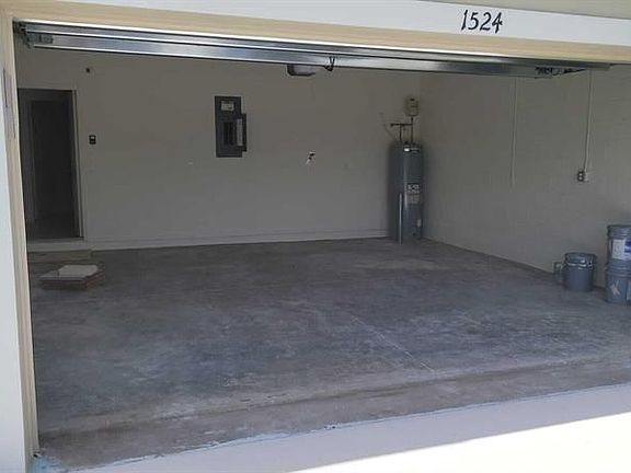3rd image of 2525 SW Westfield St