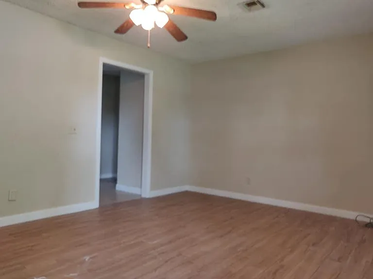 641 Green Country Dr — Photo 4