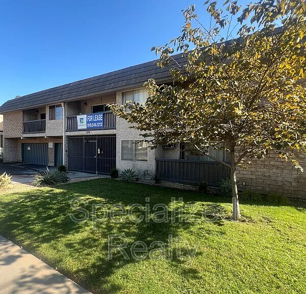 824 E Windsor Rd #11 — Photo 1