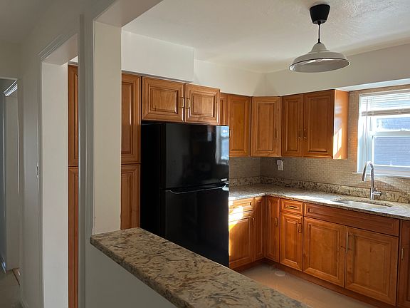 4th image of 6020 Saint Felix Ave #1