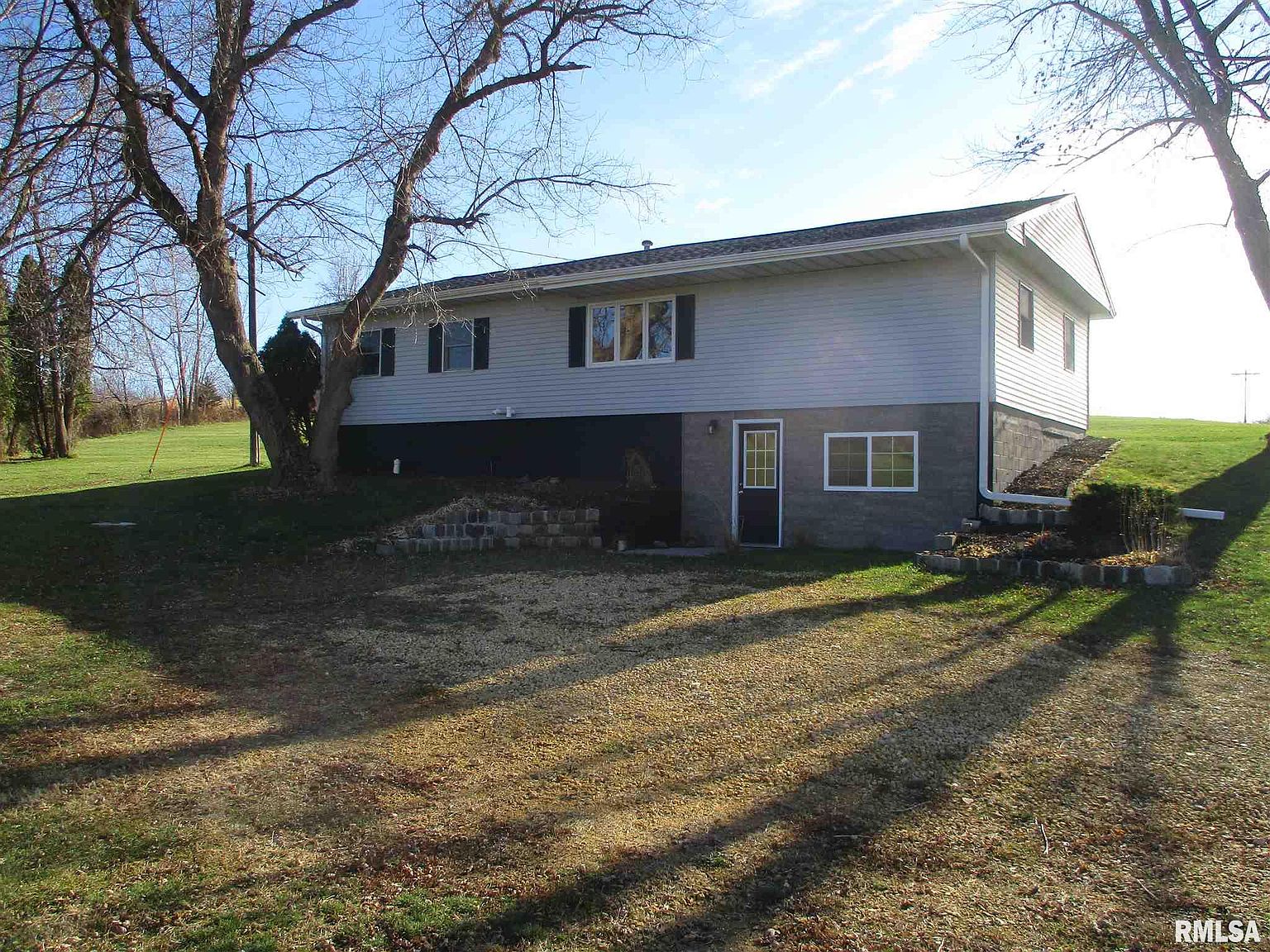 1791 430th Ave Clinton Ia 52732 Zillow