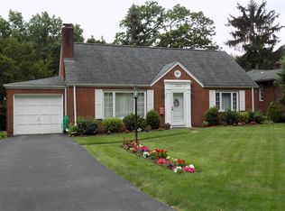 2510 Collins Rd, Pittsburgh, PA 15235