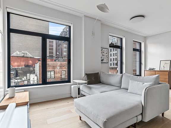 4th image of 181 E 28th St #502