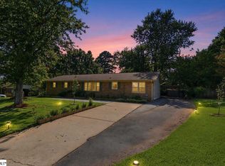 223 Ferndale Dr, Boiling Springs, SC 29316