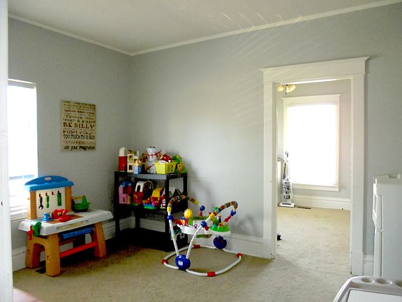 4th image of 1315 Clay St
