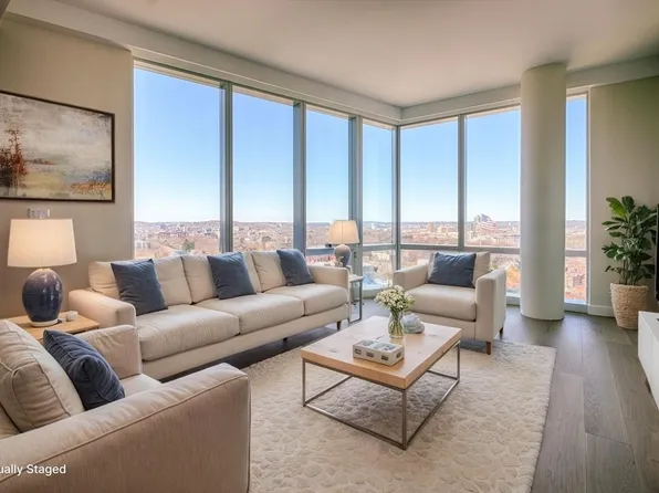 188 Brookline Ave Unit 23C, Boston, MA 02215