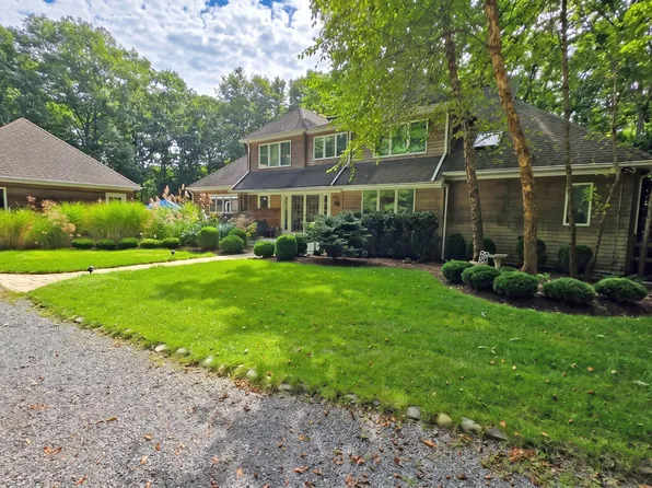 288 Water Mill Towd Rd, Water Mill, NY 11976