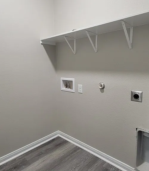 112 Coralee Ln — Photo 15