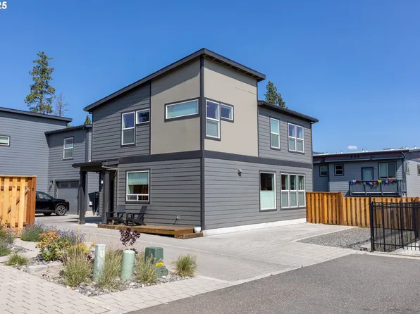 1221 30th St, Hood River, OR 97031