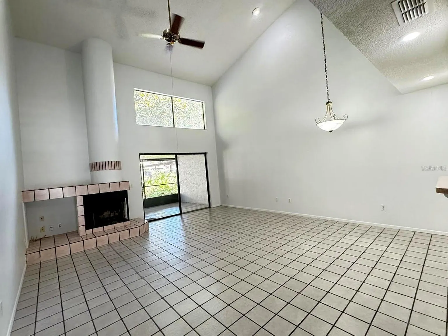 2 bed, 1224 sqft, $1,575 — Photo 3