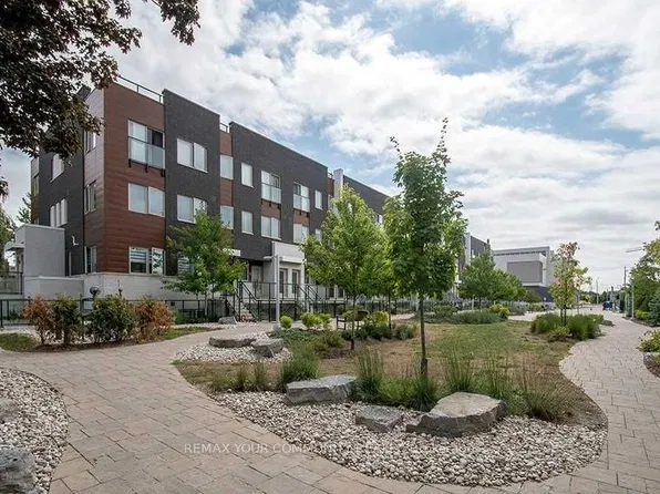 780 Sheppard Ave E #Townhouse 08, Toronto, ON M2K 0E8
